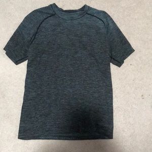Lululemon T-Shirt